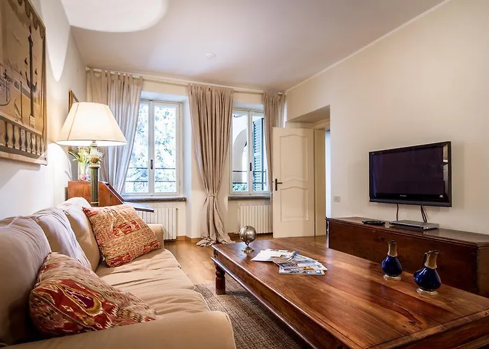 Charming Apartamento Cernobbio